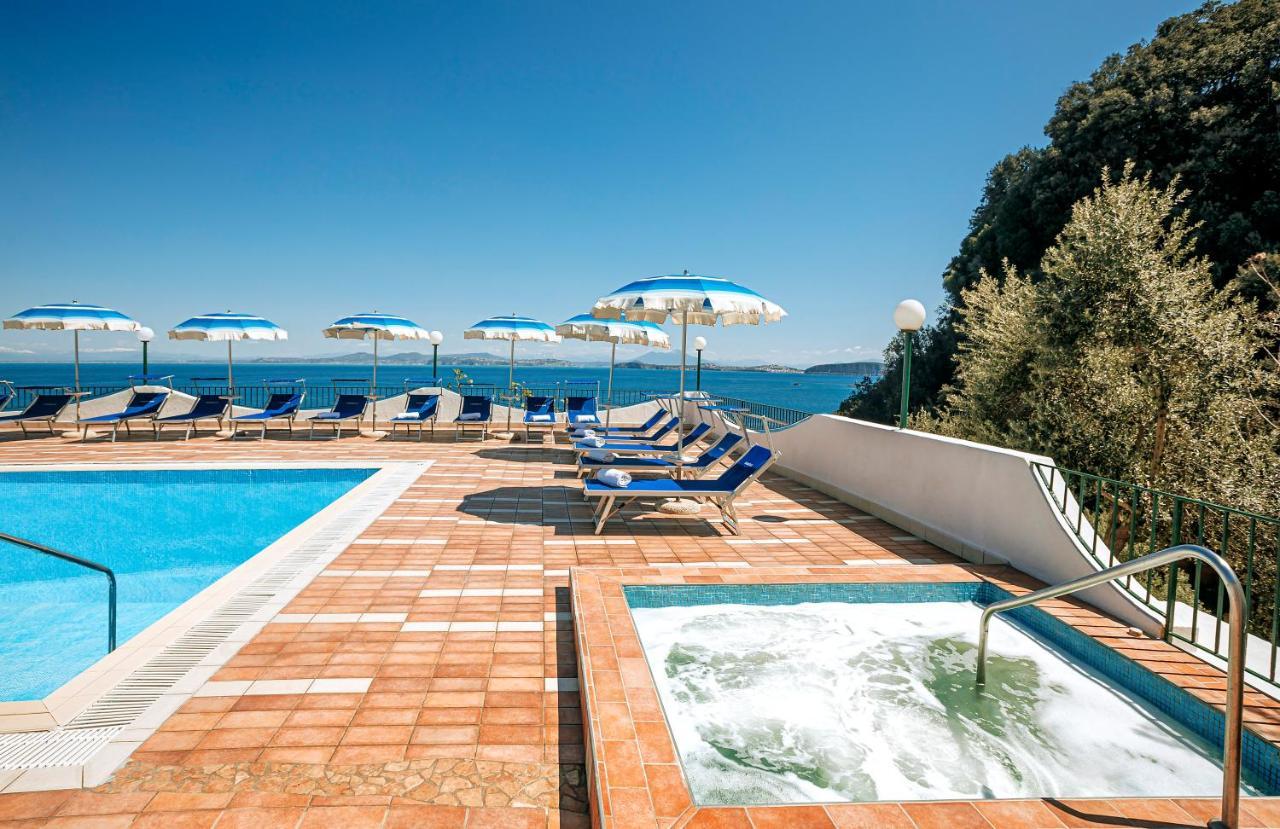 Hotel Bagnitiello Казамиччола-Терме Экстерьер фото
