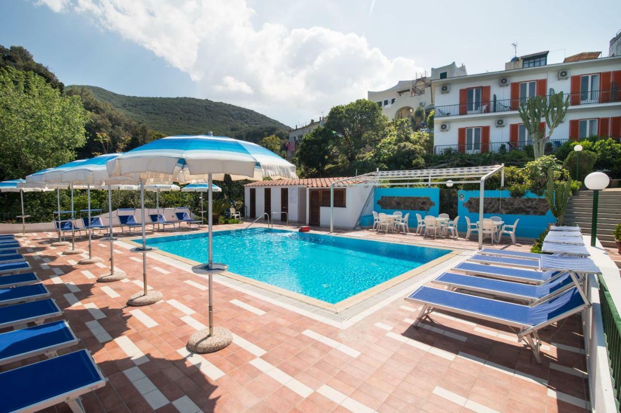 Hotel Bagnitiello Казамиччола-Терме Экстерьер фото